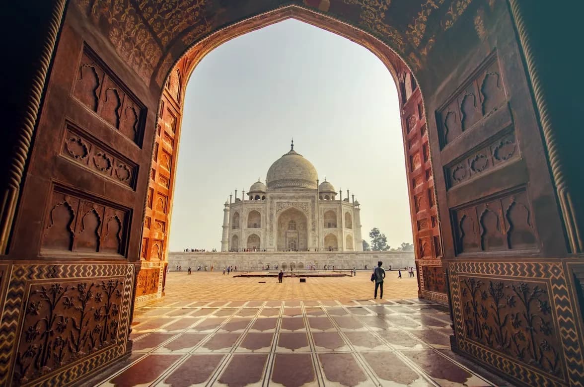 Agra Vrindavan Bateshwar with Taj Stay